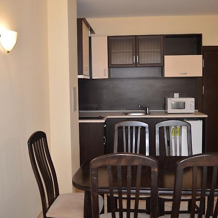 Bratanov Sunset Beach 4 Aparthotel Slăntjev Brjag Exteriör bild
