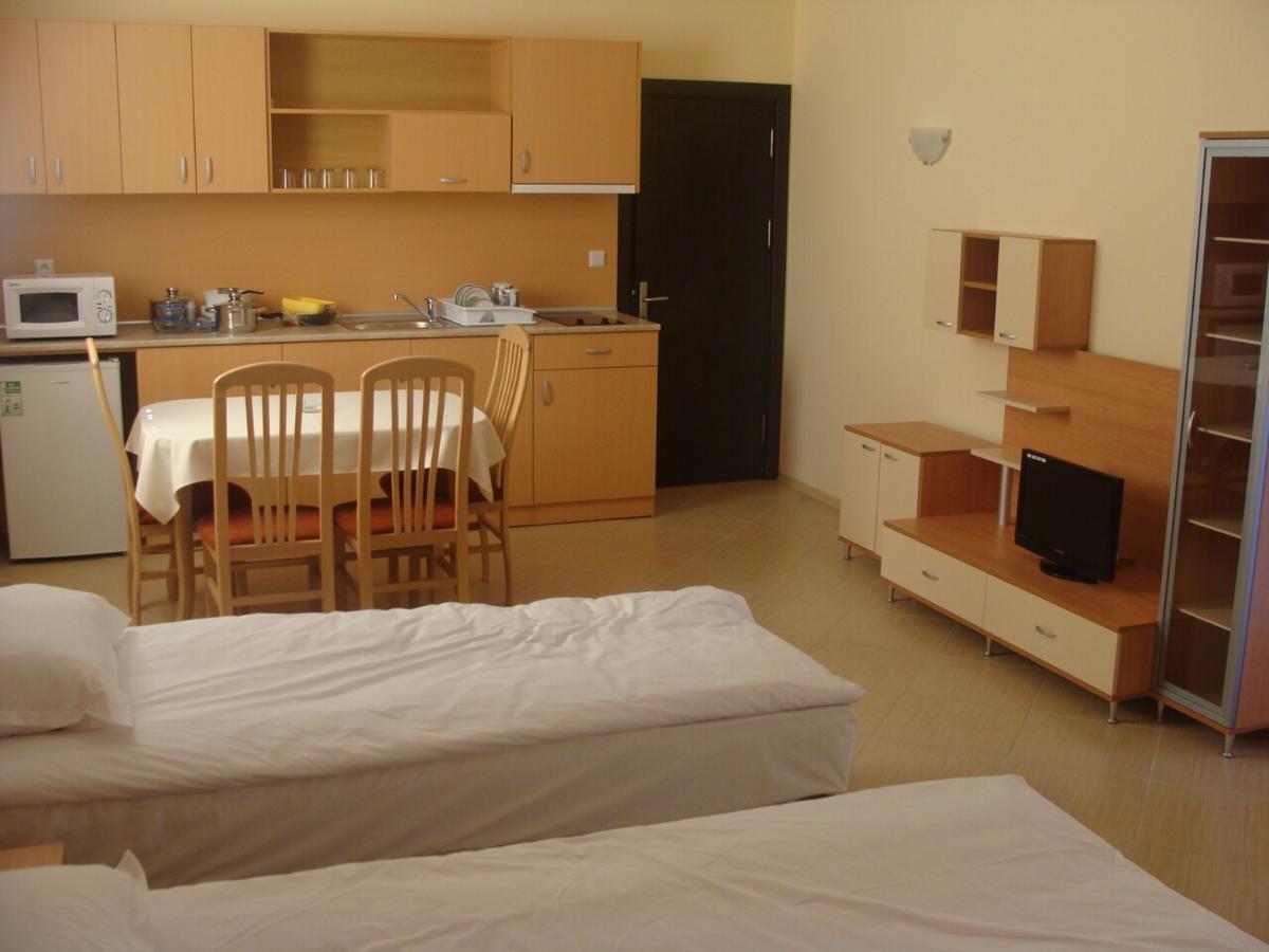 Bratanov Sunset Beach 4 Aparthotel Slăntjev Brjag Exteriör bild