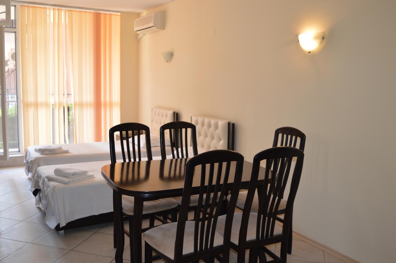 Bratanov Sunset Beach 4 Aparthotel Slăntjev Brjag Exteriör bild