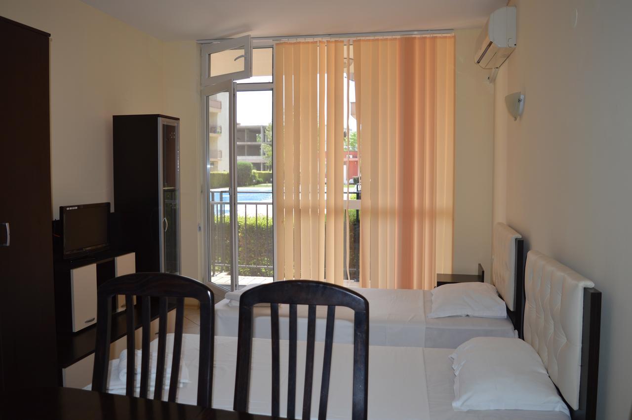 Bratanov Sunset Beach 4 Aparthotel Slăntjev Brjag Exteriör bild