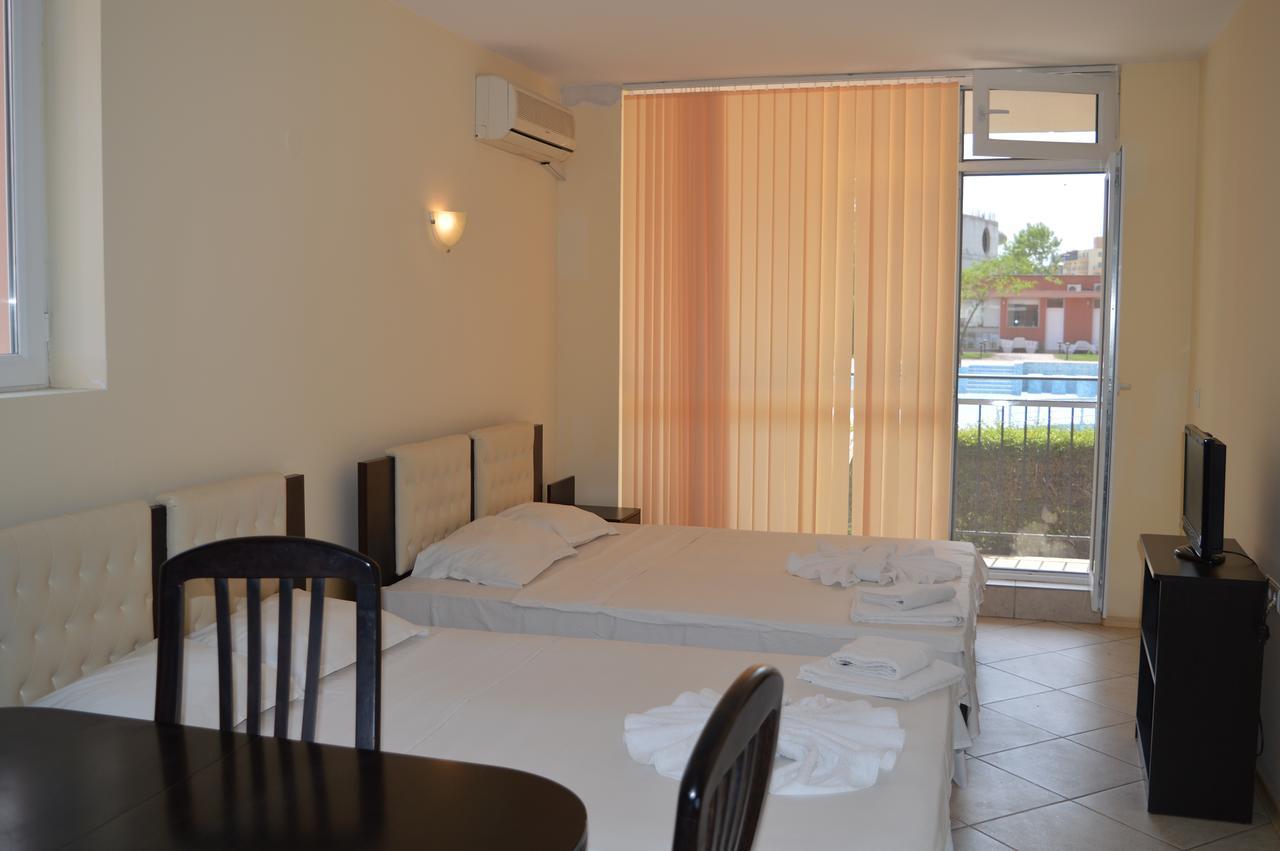 Bratanov Sunset Beach 4 Aparthotel Slăntjev Brjag Exteriör bild