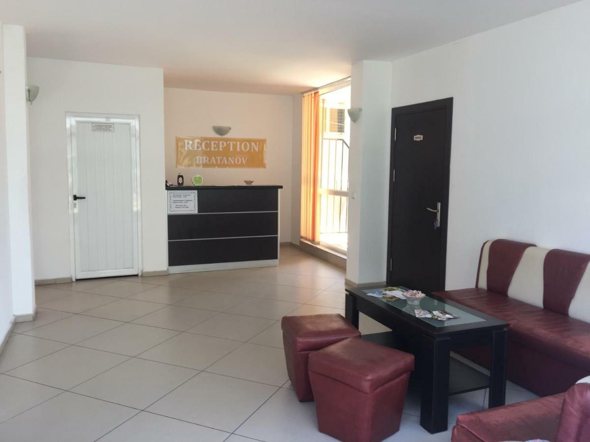 Bratanov Sunset Beach 4 Aparthotel Slăntjev Brjag Exteriör bild